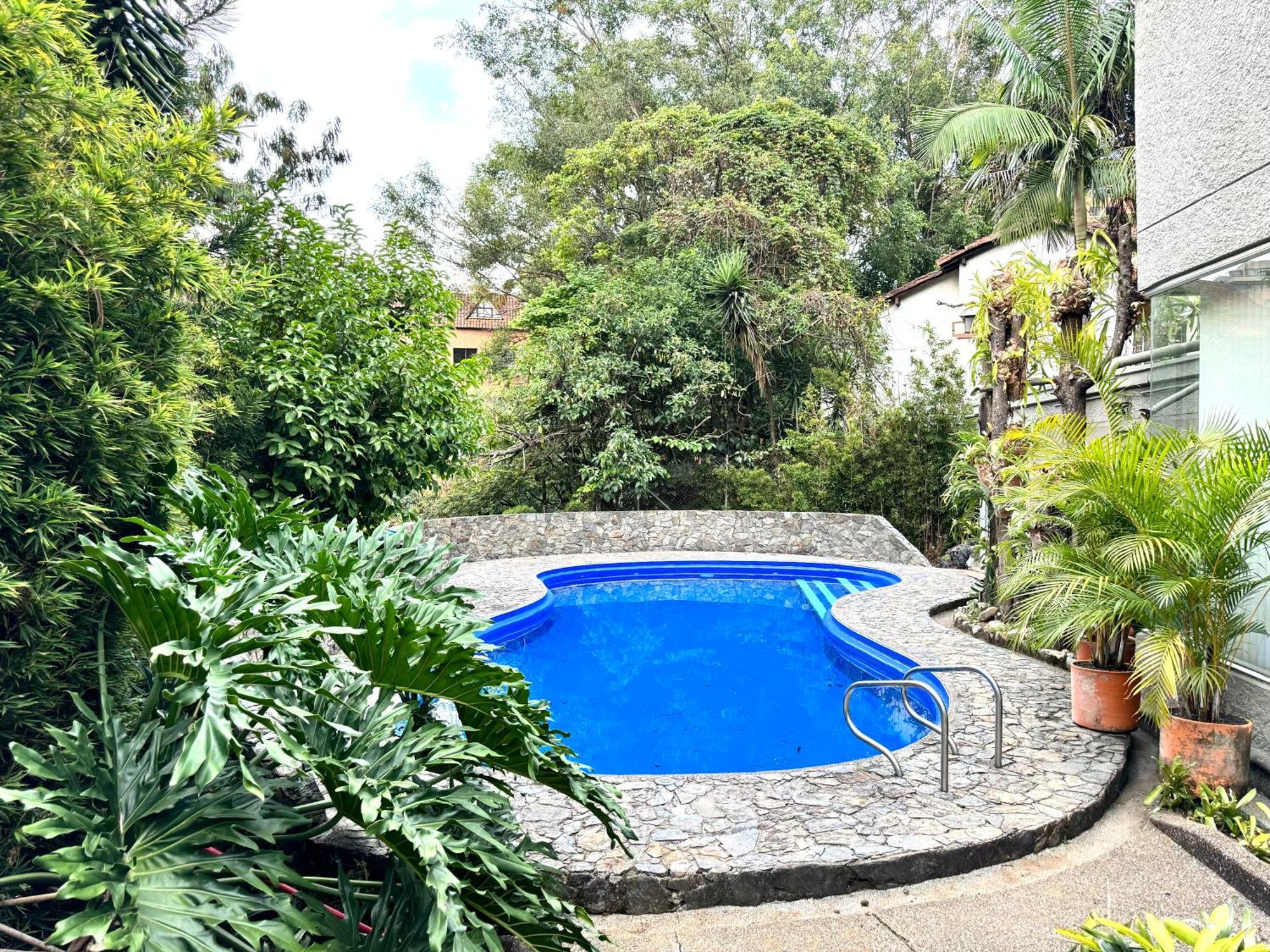 Mansion Br Piscina, Jacuzzi, 6 Min De Provenza Medellín