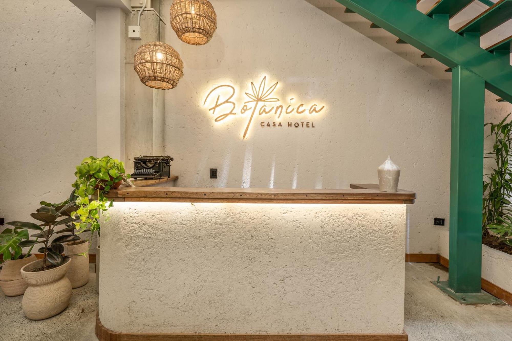 Botanica Casa Manila By Housy Host Medellín