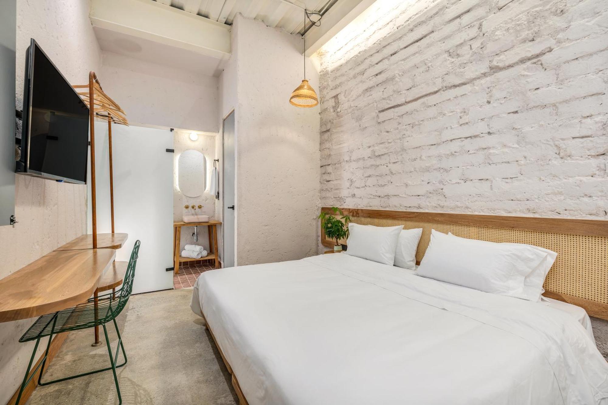 Botanica Casa Manila By Housy Host Medellín