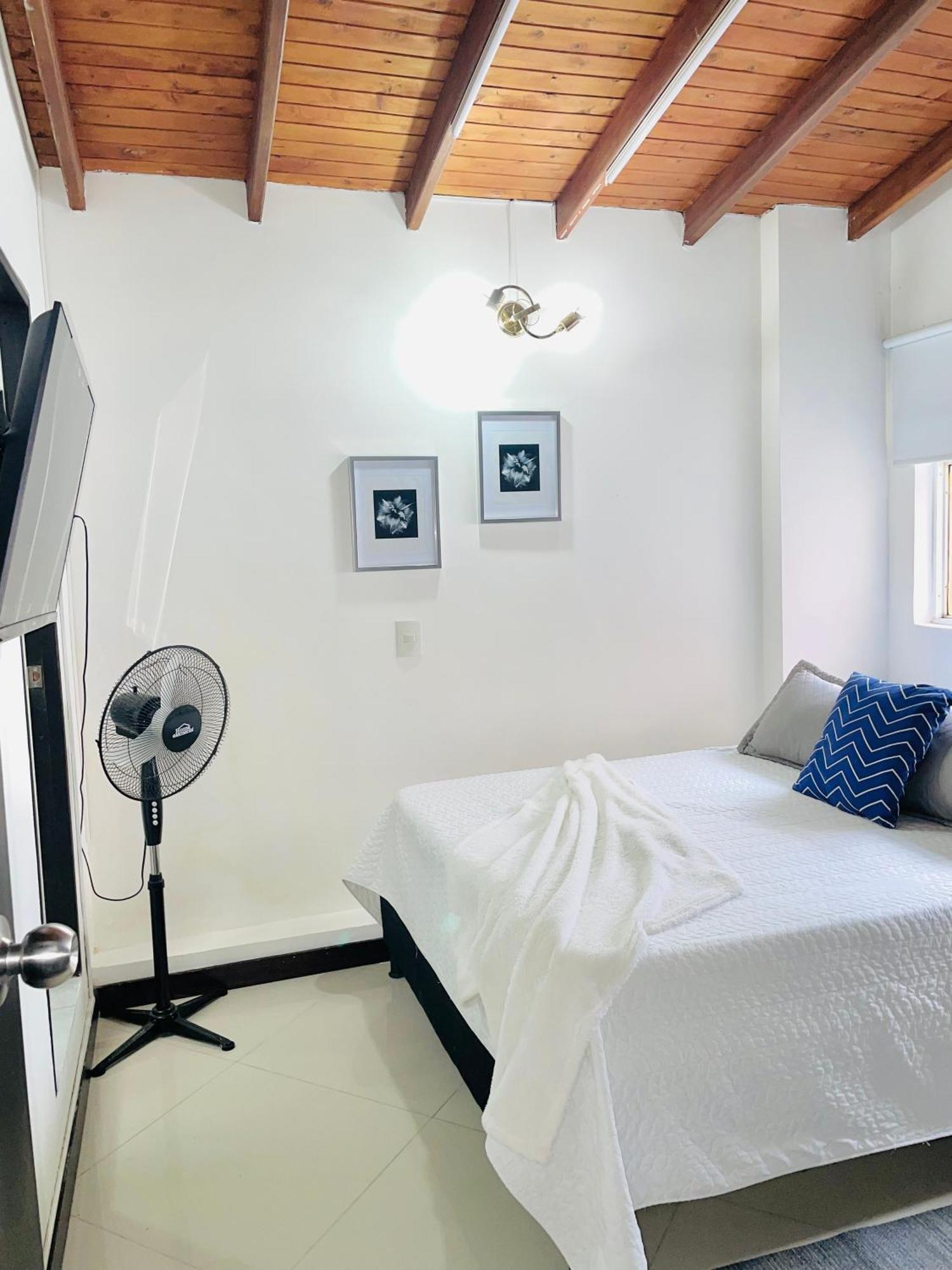 Moderno En Laureles - Apartamento