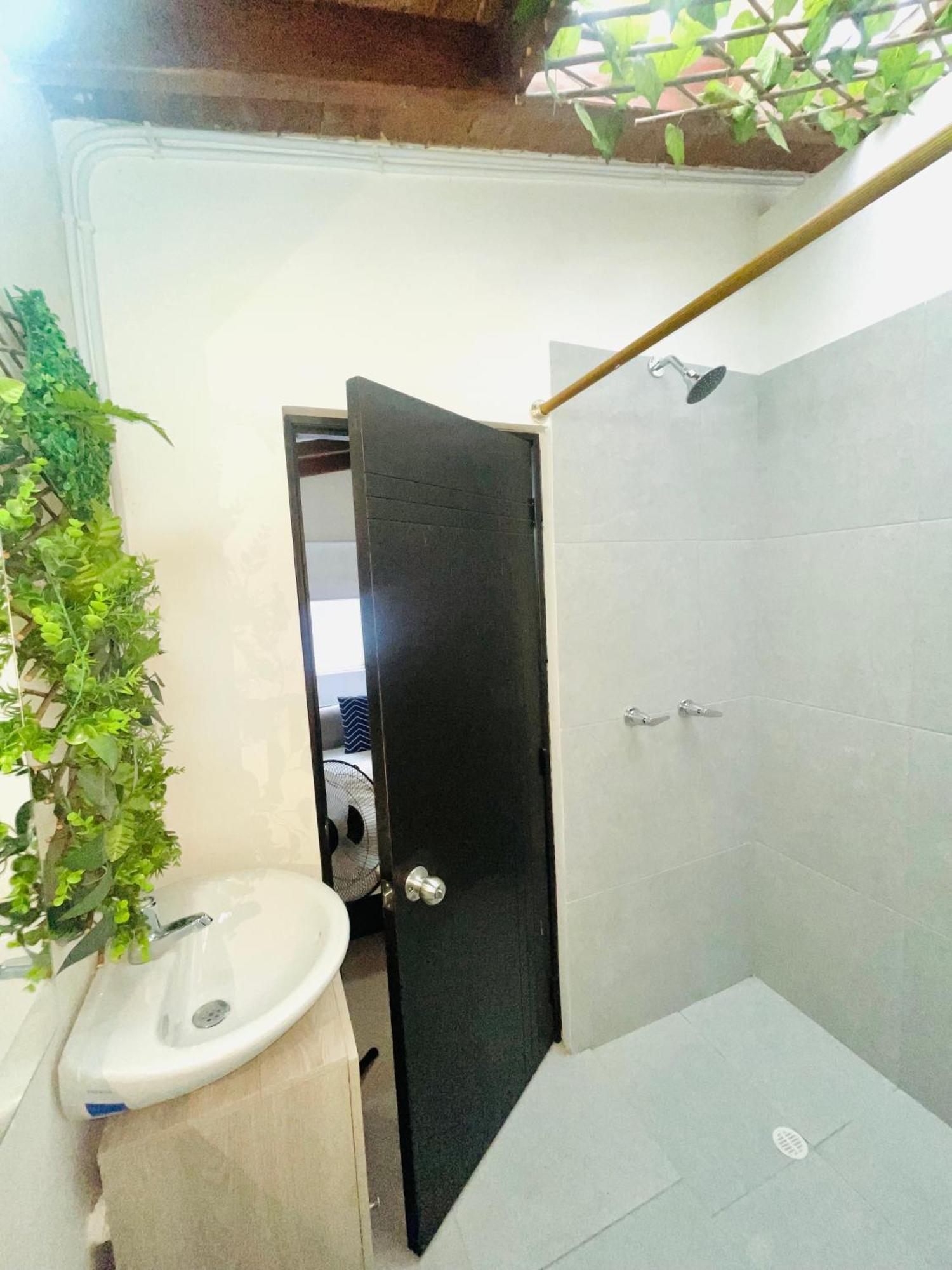 Moderno En Laureles - Apartamento *