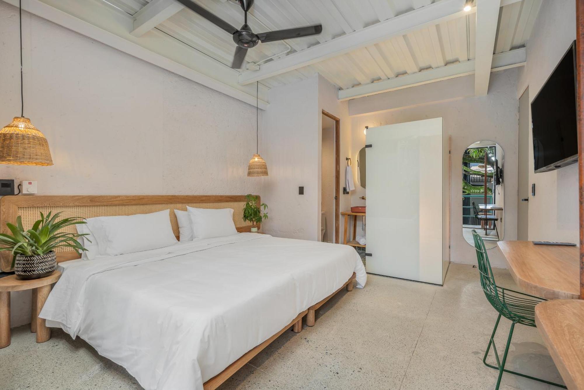 Botanica Casa Manila By Housy Host 4* Medellín