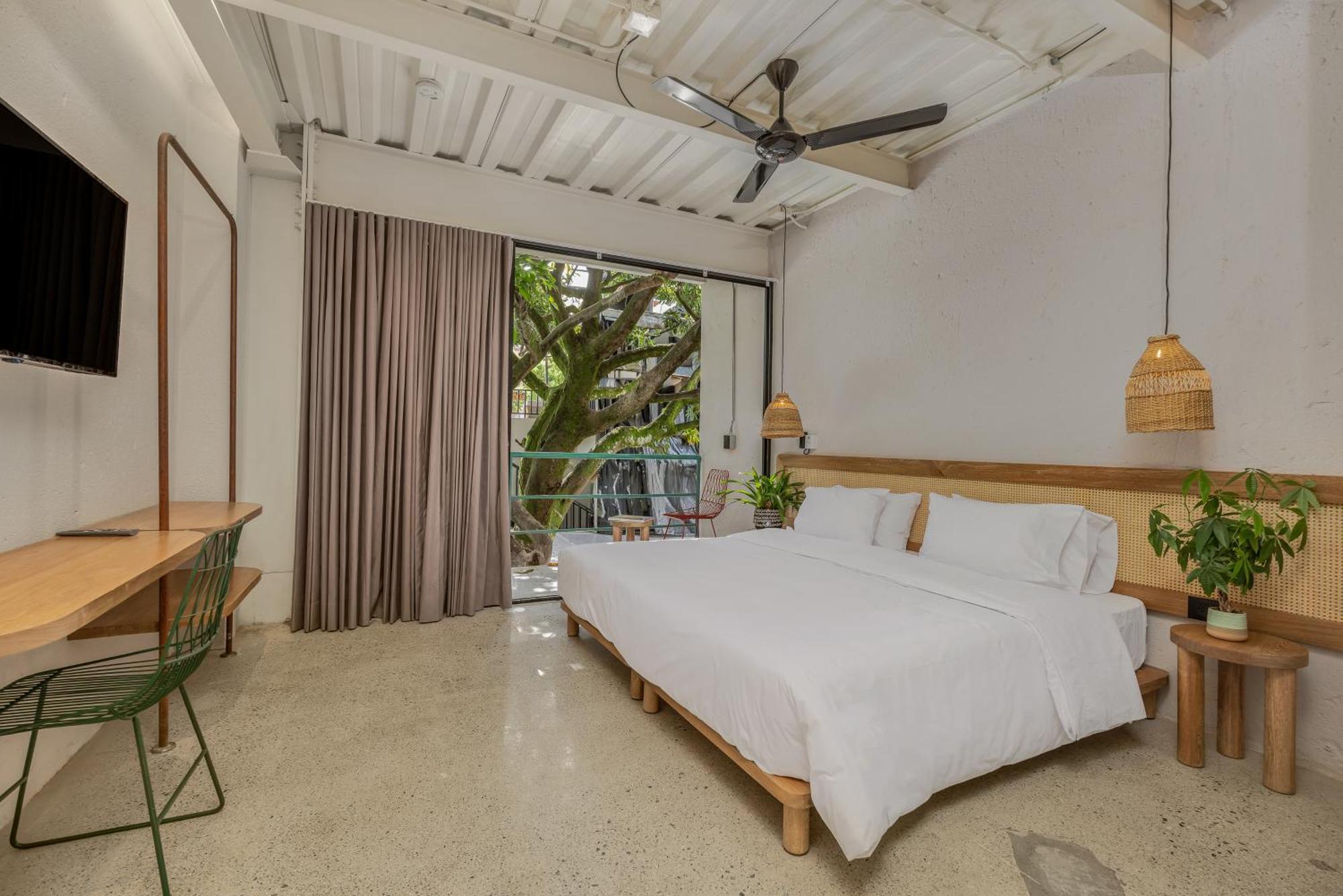Botanica Casa Manila By Housy Host Hotel 4*