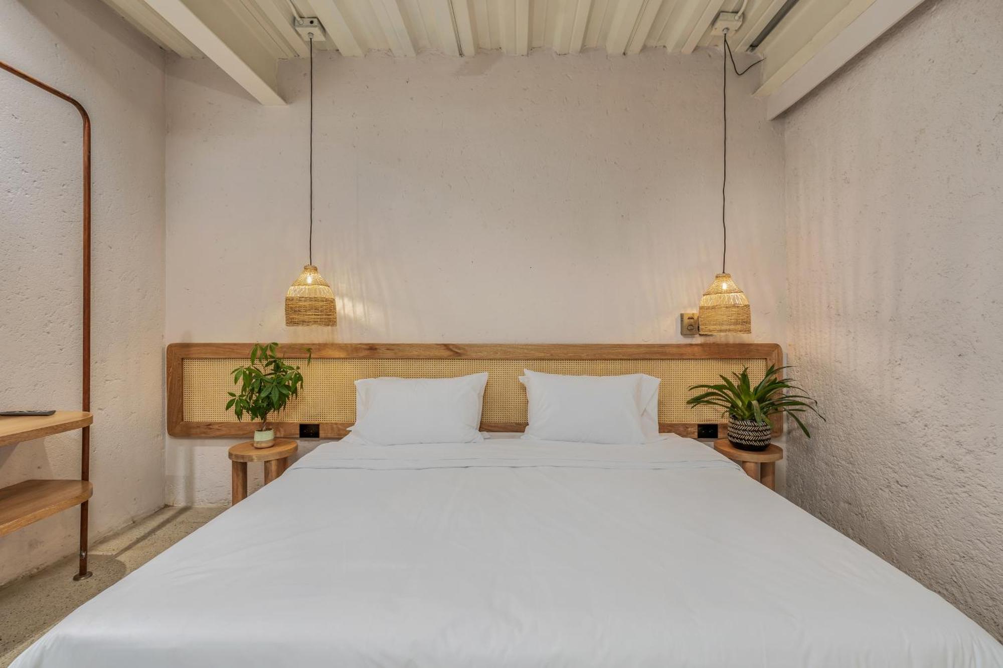 Botanica Casa Manila By Housy Host Hotel 4*