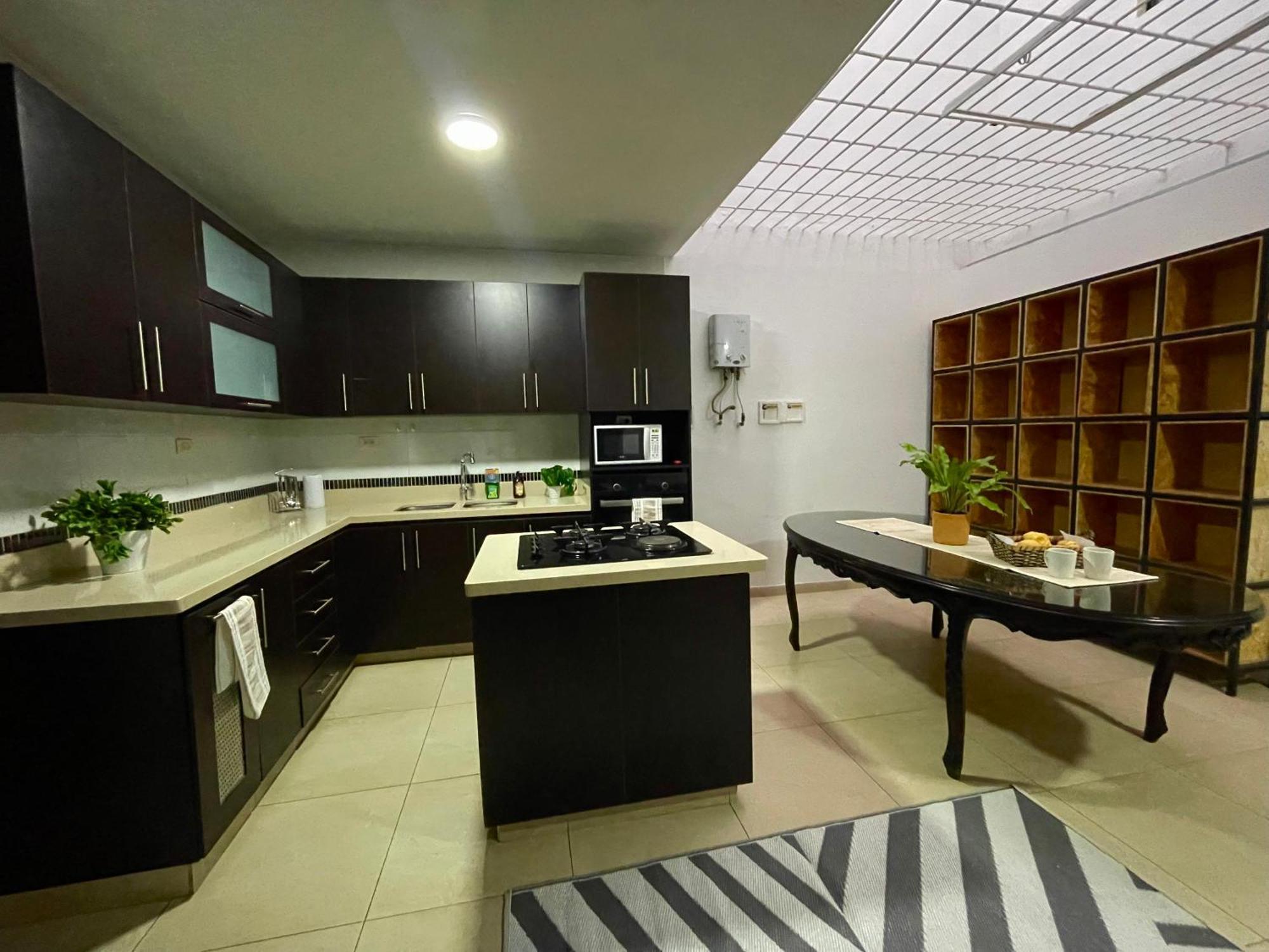 Guest house Homer Colors - Tu Hogar En 20 Personas *