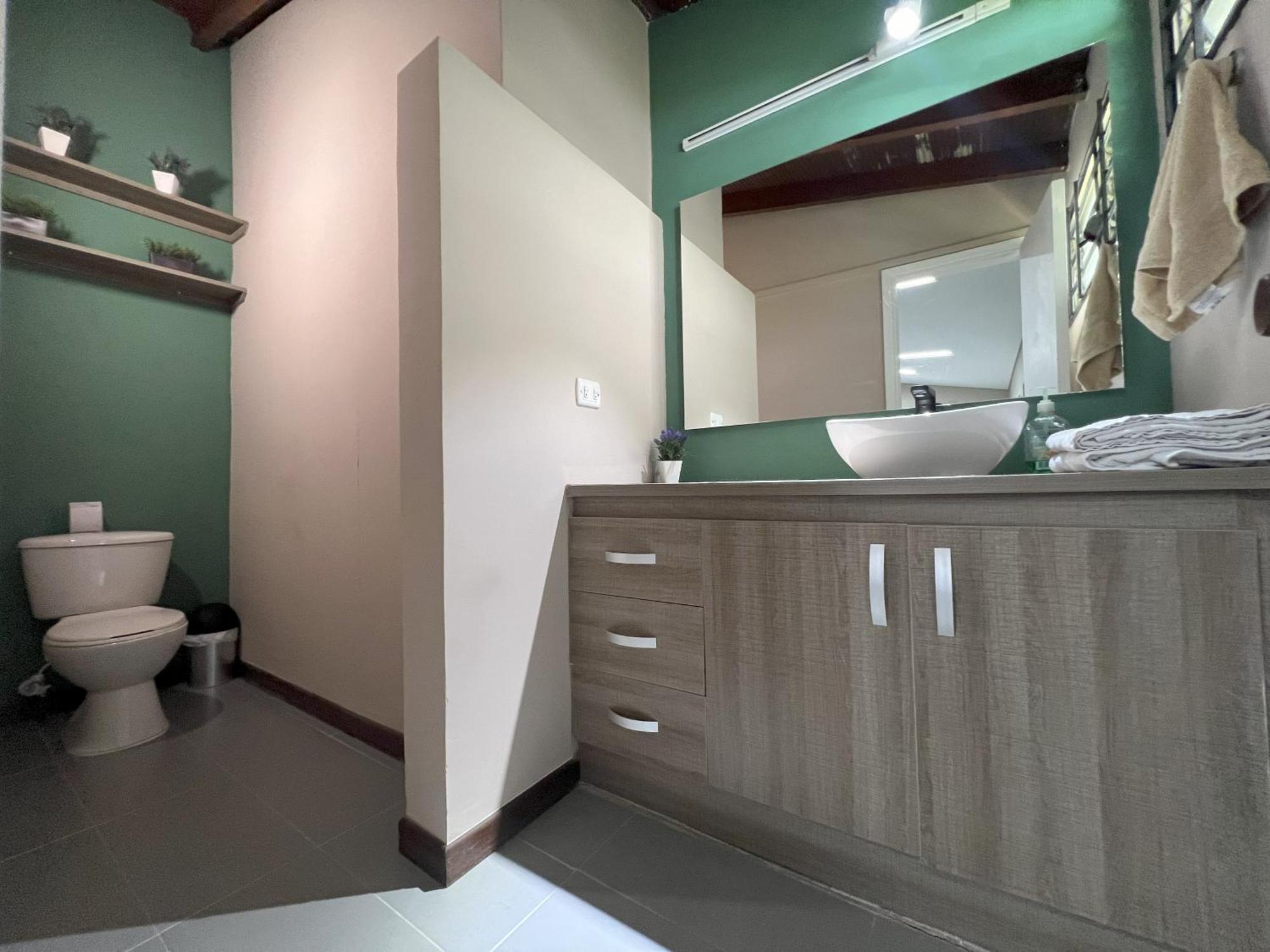 Apartamento Cerca A Centro Comercial De Santafe A104 By Roots *