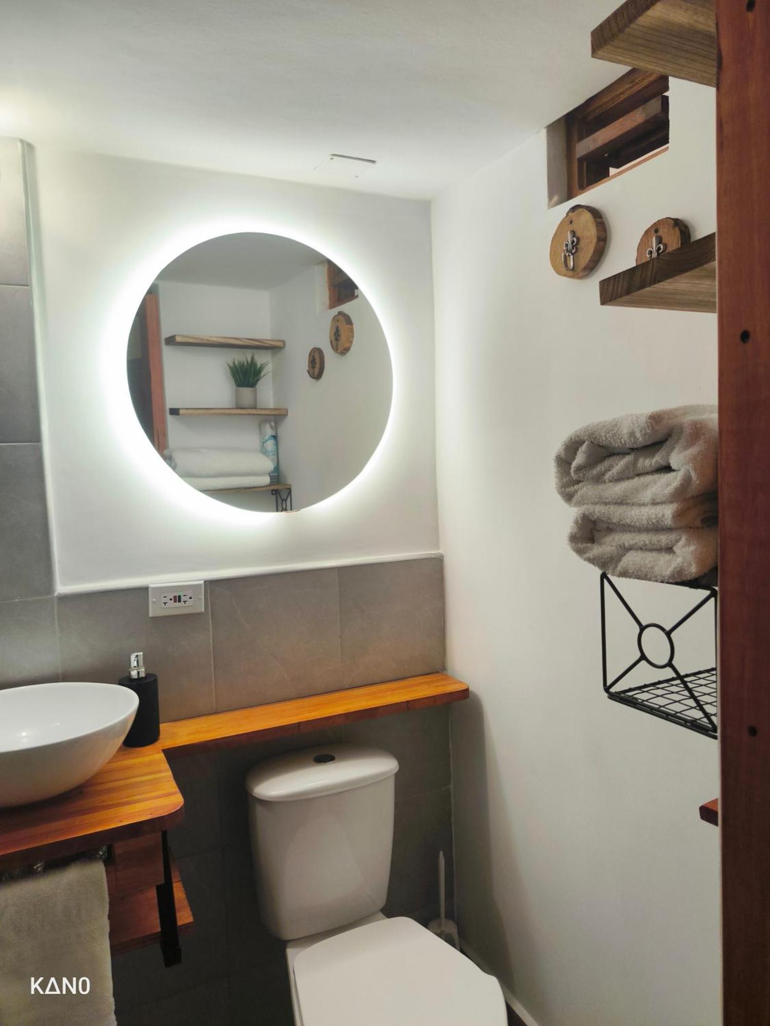 Inn Oasis Blue Laureles *