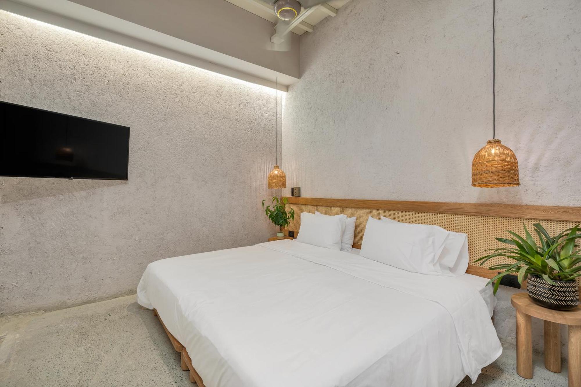 Botanica Casa Manila By Housy Host 4* Medellín