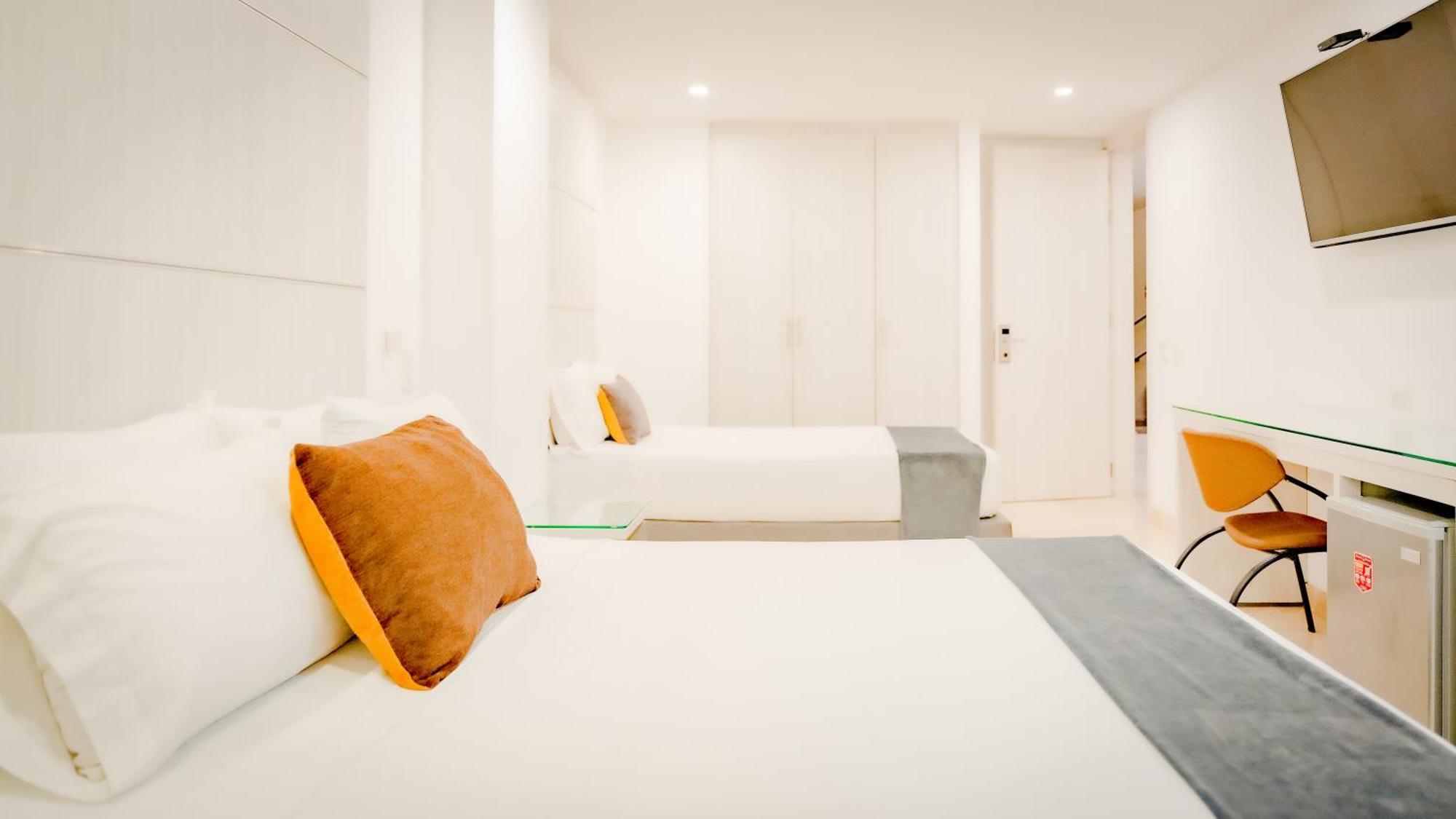 Hotel Madeiro 4*