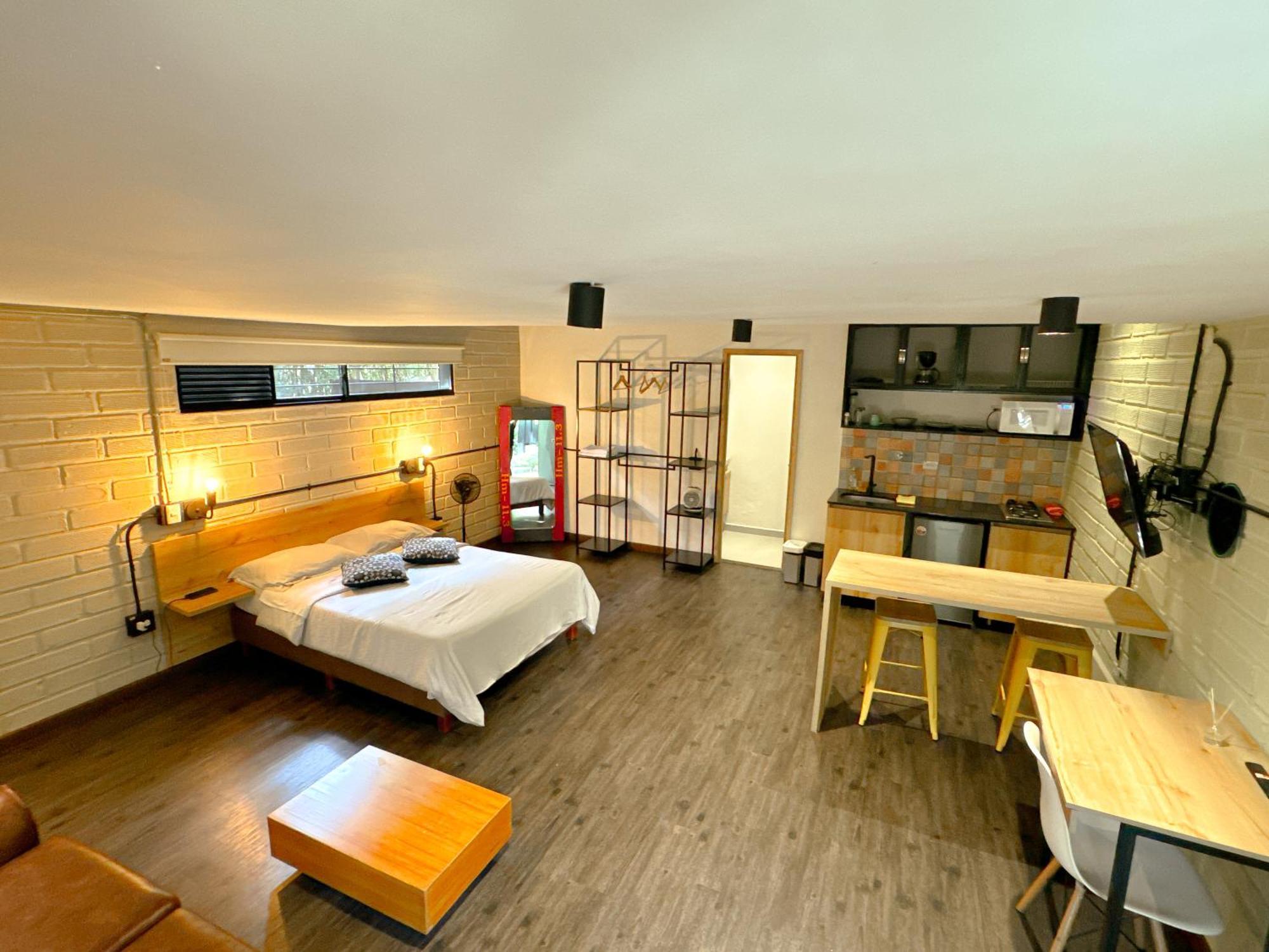 Apartamento Frn101 Cozy Loft Located In A Popular In Poblado Medellín