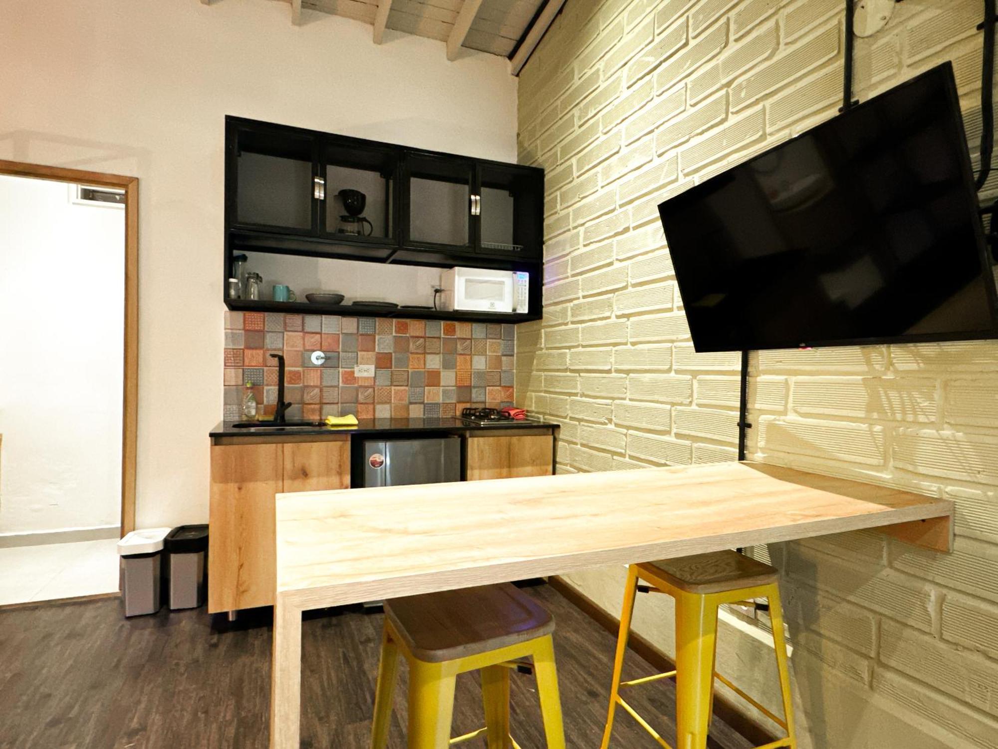 Apartamento Frn101 Cozy Loft Located In A Popular In Poblado *