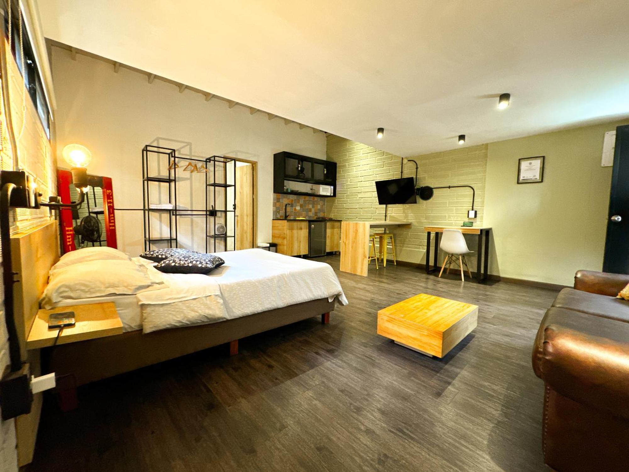 Frn101 Cozy Loft Located In A Popular In Poblado