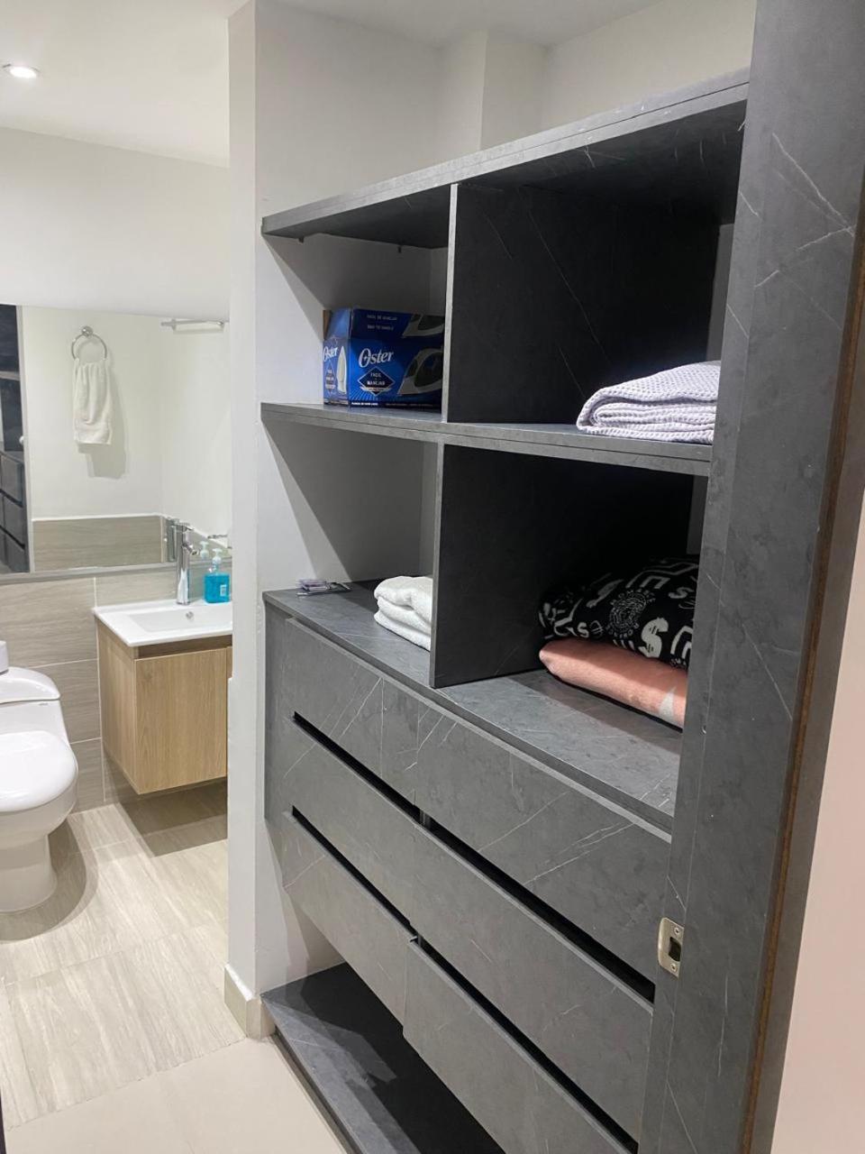 Hermoso Y Nuevo 16 Apartamento Medellín