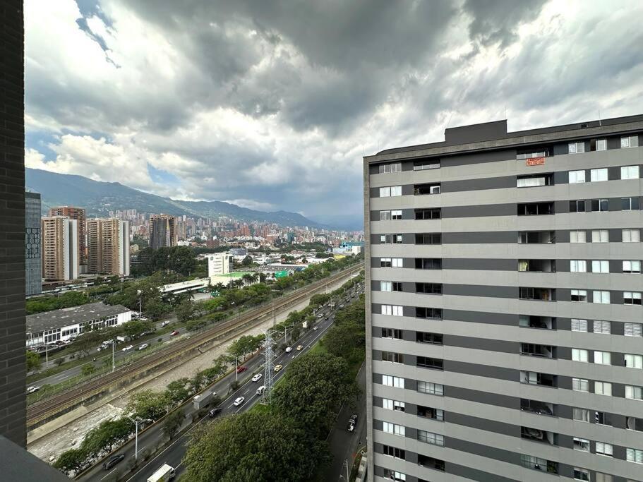 Apartamento Gorgeous, Modern, And Air-conditioned Included *