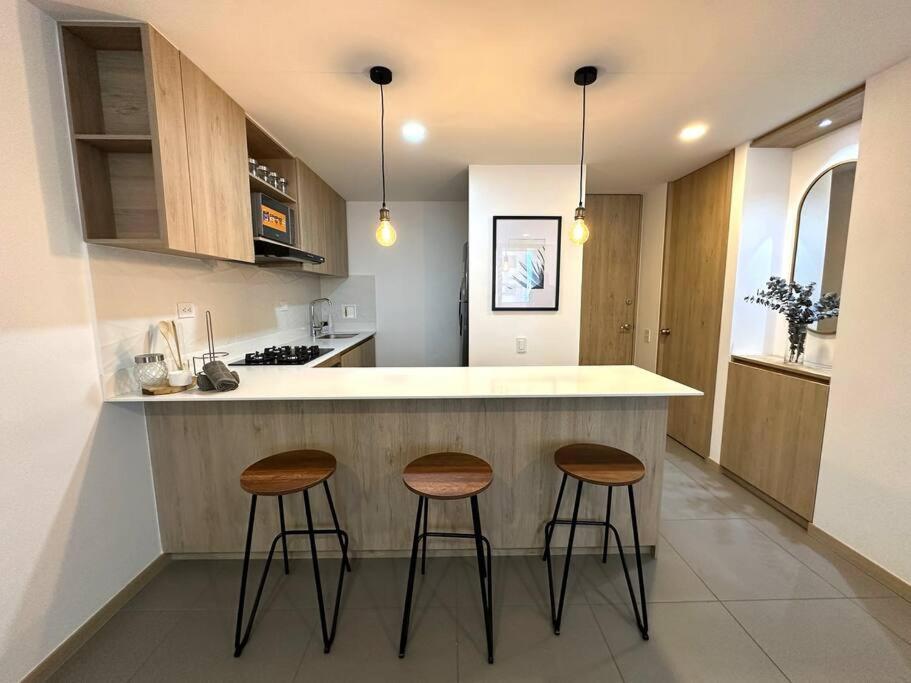 Gorgeous, Modern, And Air-conditioned Included * Medellín