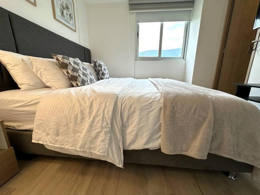 Gorgeous, Modern, And Air-conditioned Included Apartamento *