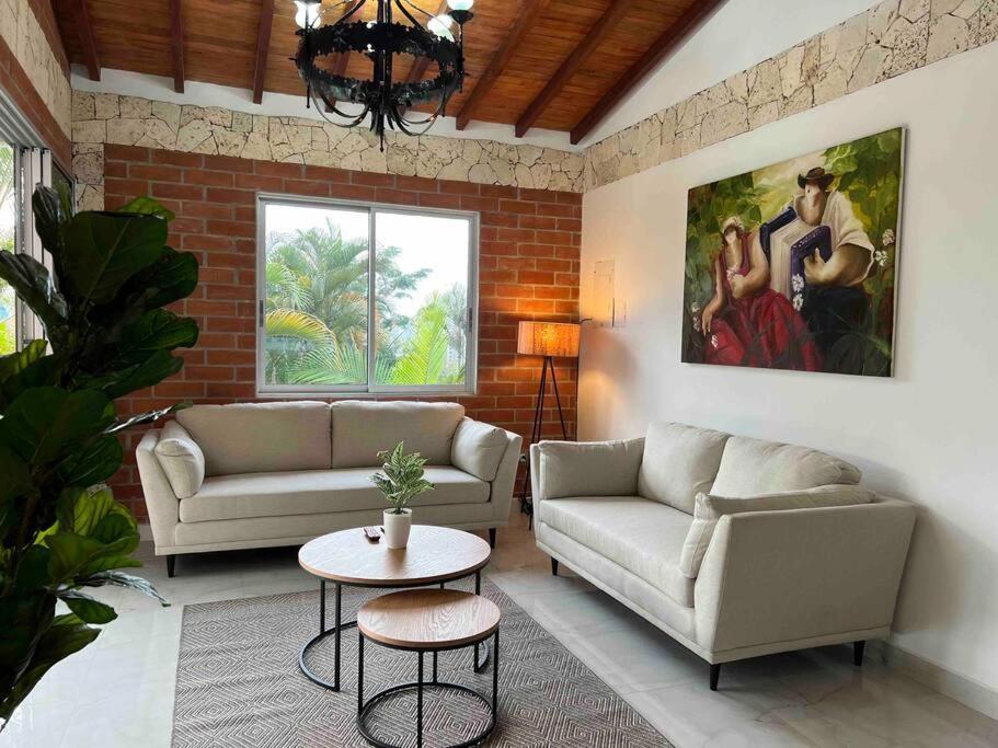 Palos Altos House Poblado 6 Min To Provenza * Medellín