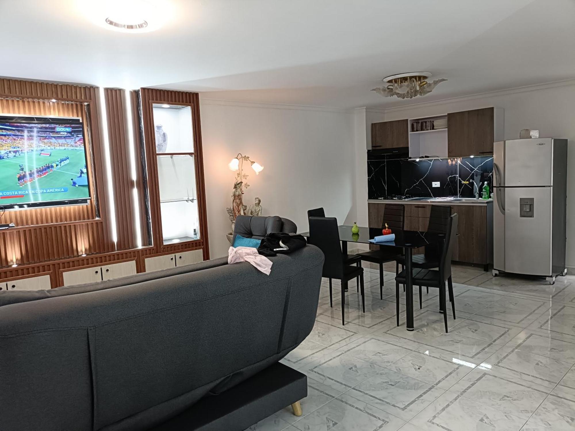 Laureles Tours Apartamento *