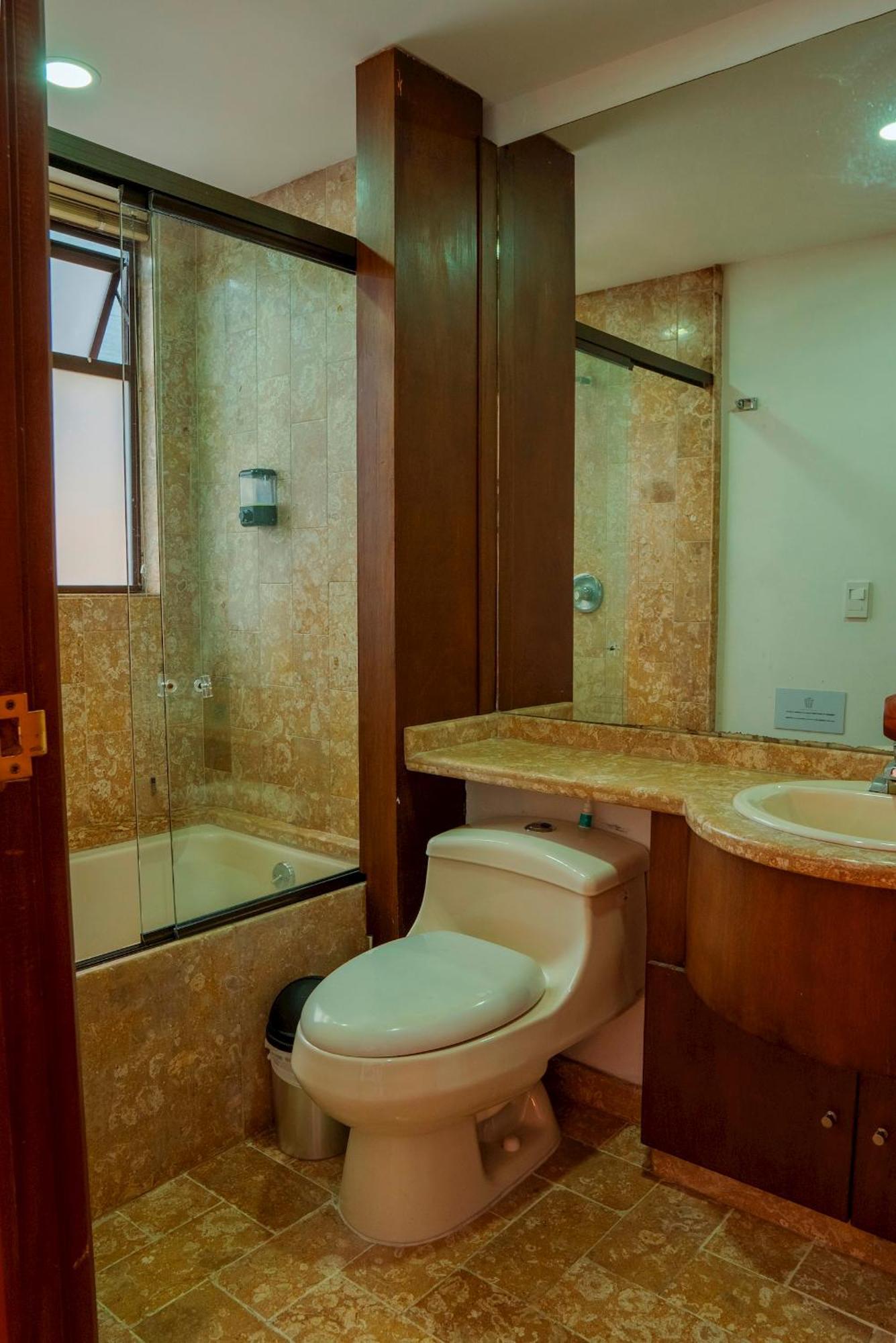 Apartamento Comfort Con Bano Privado En Poblado-a1 *