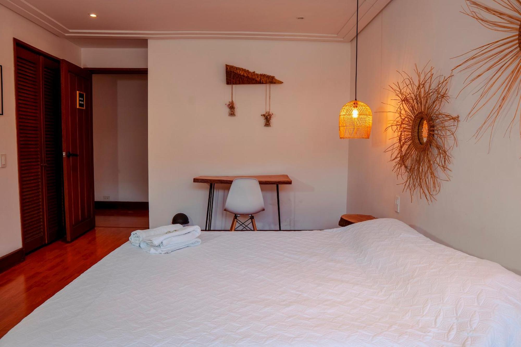Apartamento Comfort Con Bano Privado En Poblado-a1 *