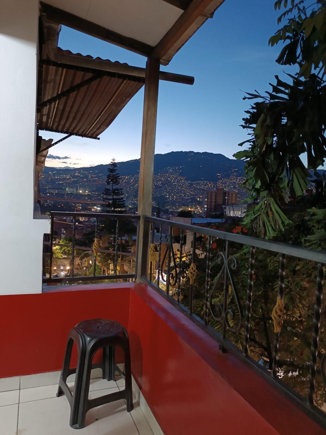 Campo Valdes Park Pensión Medellín
