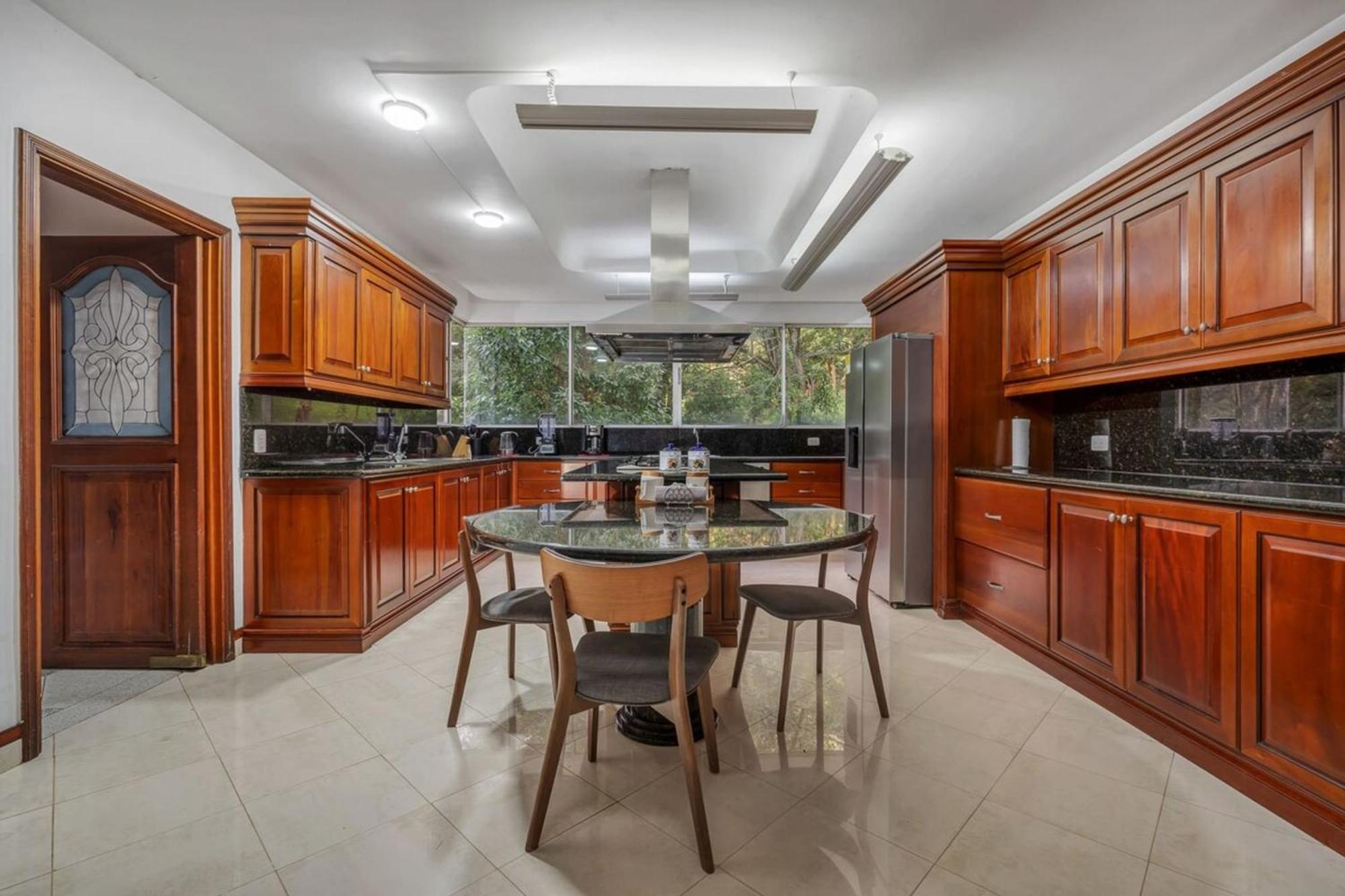 Stunning Luxury Penthouse With And Concierge Apartamento