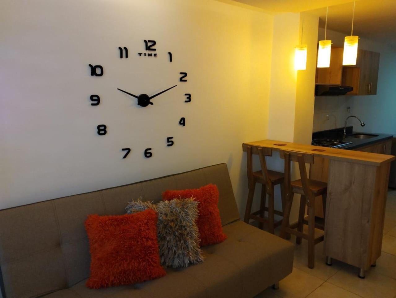 Hermoso Aparta Estudio En *