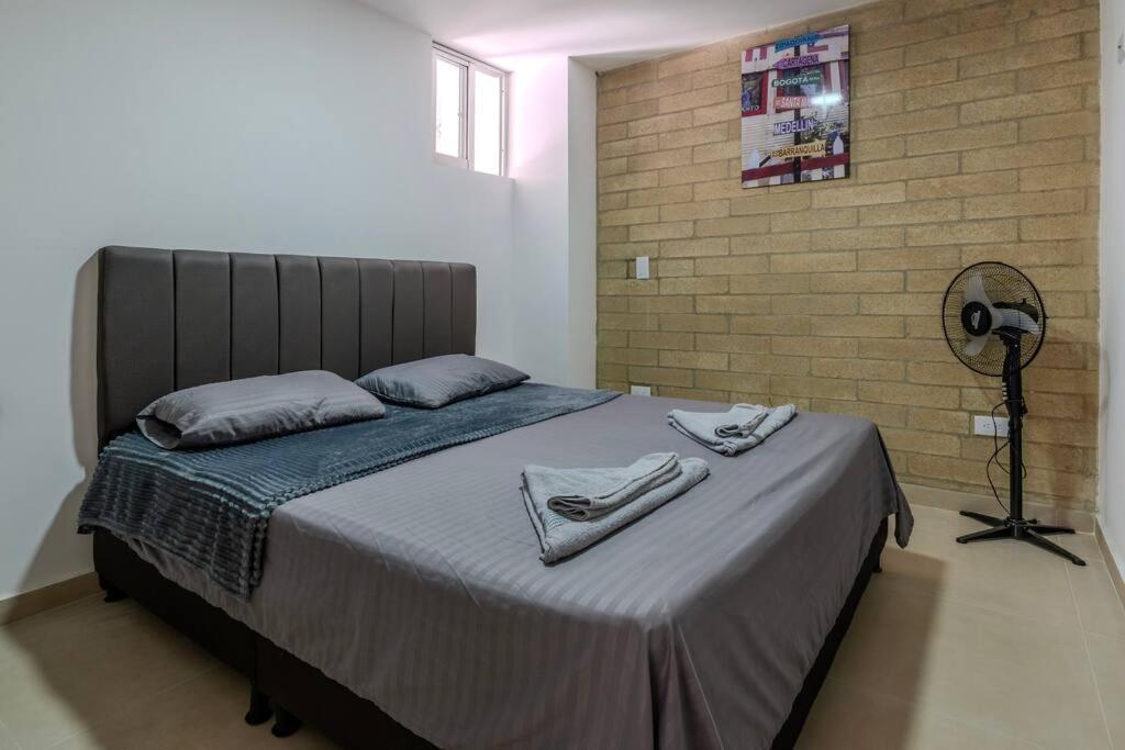 Balcon En Laureles, Ac, Piscina, Estacionamiento 601 Apartment *