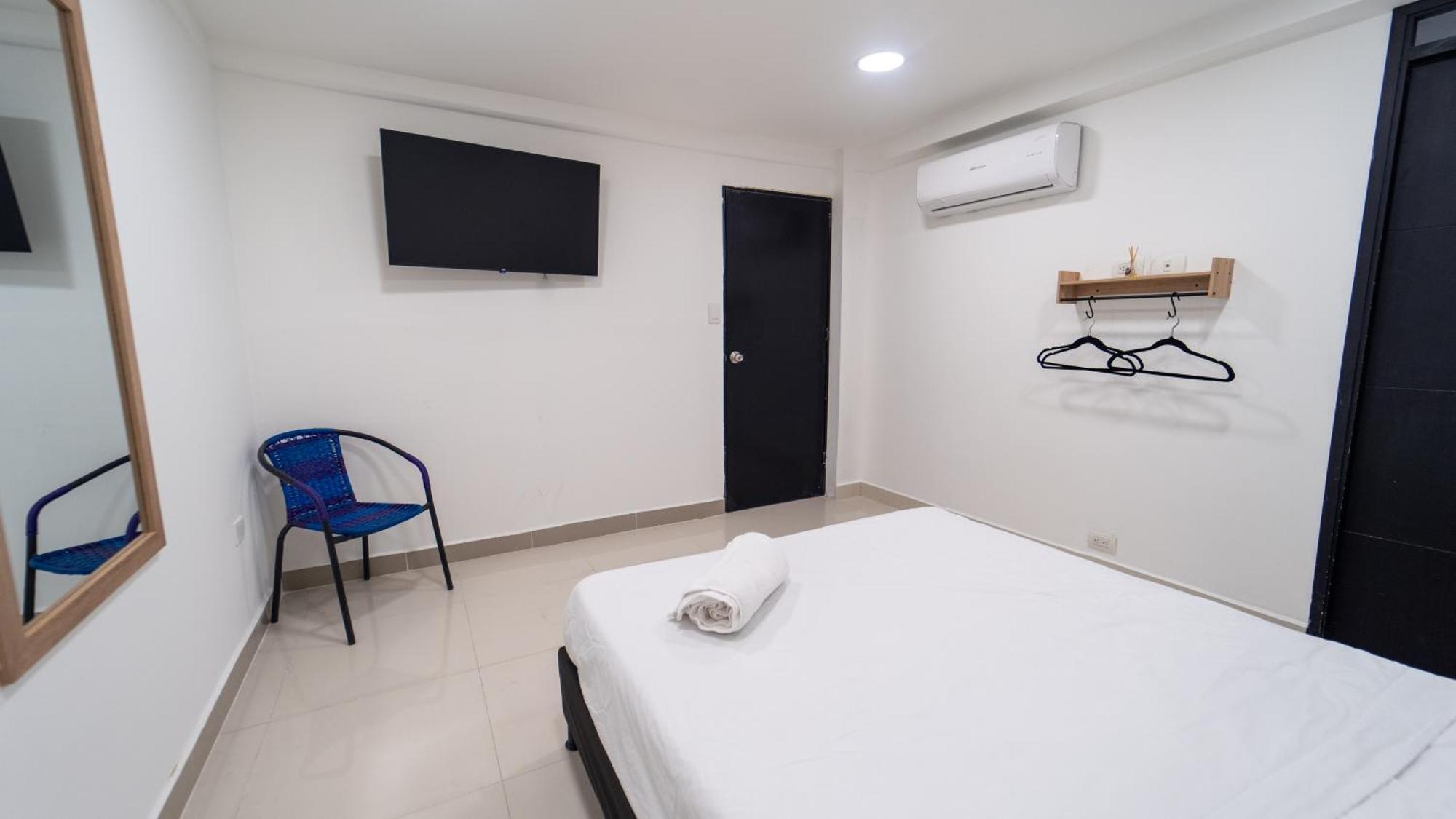 Hotel 79