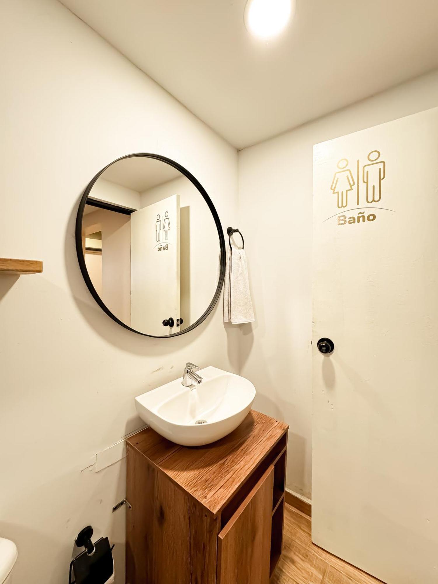 Nuevo Estudio Cerca De Plaza Mayor Nid101 By Roots