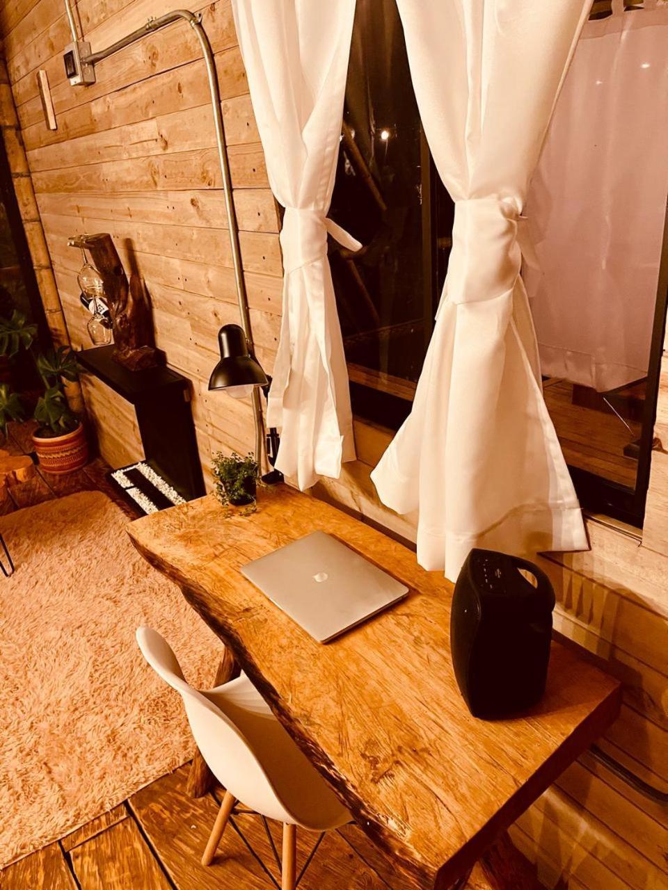 Bamboo Lodge, Vista Privilegiada A Las Montanas Medellín