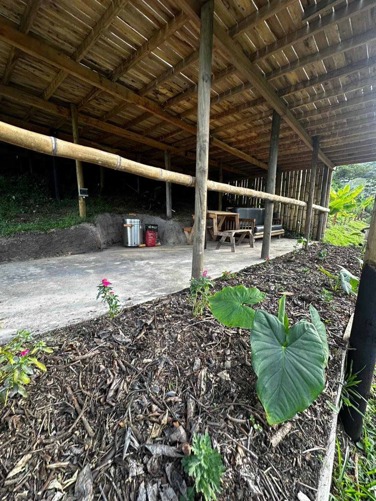 Camping Paraiso Escondido Glamping