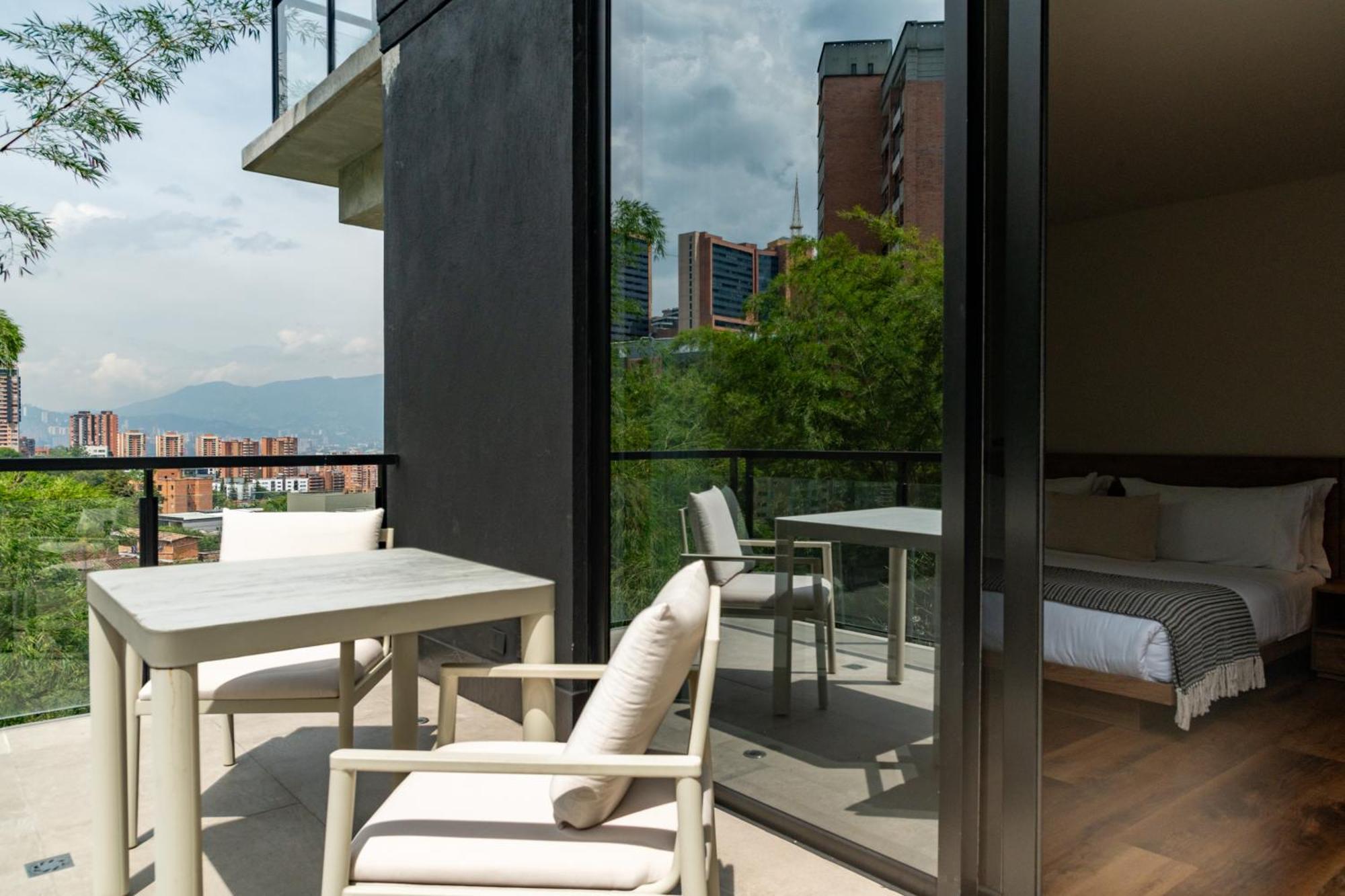 Kiin Living- 
