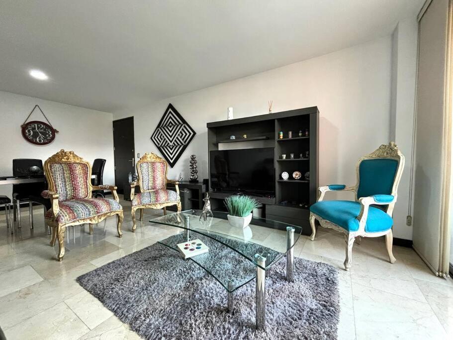 Magical Laureles Apartamento *
