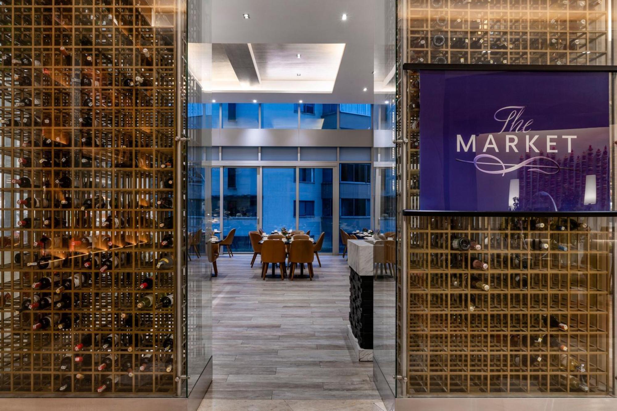 Marriott Hotel 5*