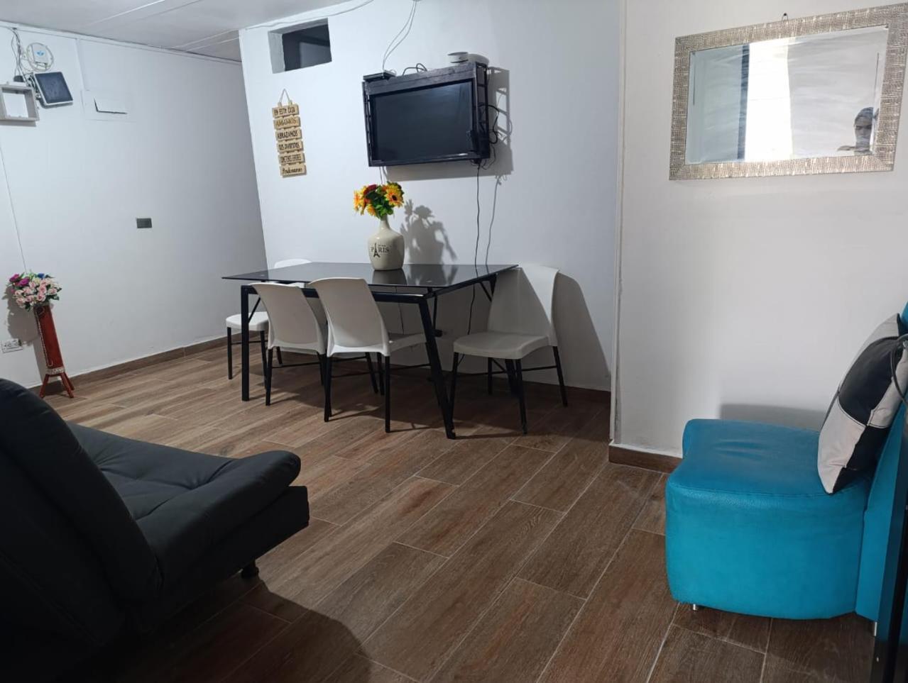 Apartamento E1 Aire Acondicionado 100mt2, 4 Habtaciones En La Mejor Zona, Laureles Estadio *