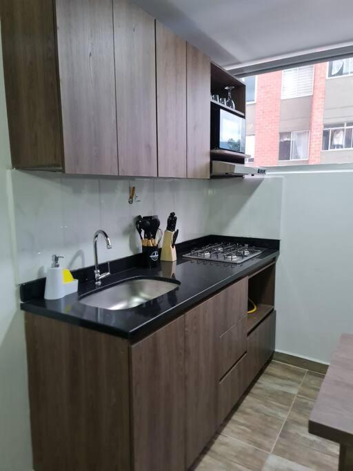 Rg33 Apartasuites 1 Hab 2e Apartment Medellin