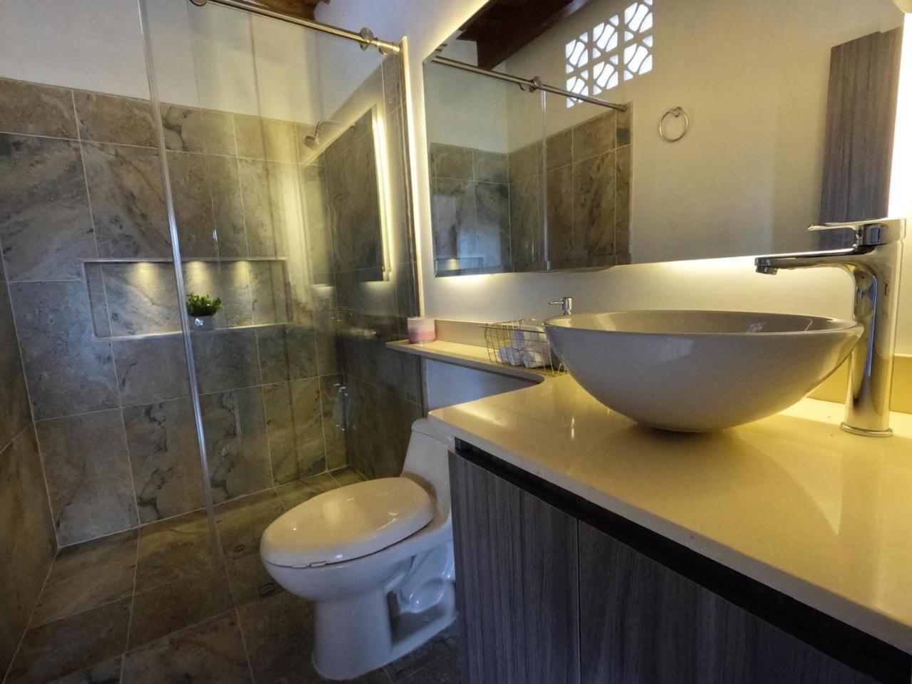 Hermoso Loft Cerca Al Poblado Y Al Metro Medellín