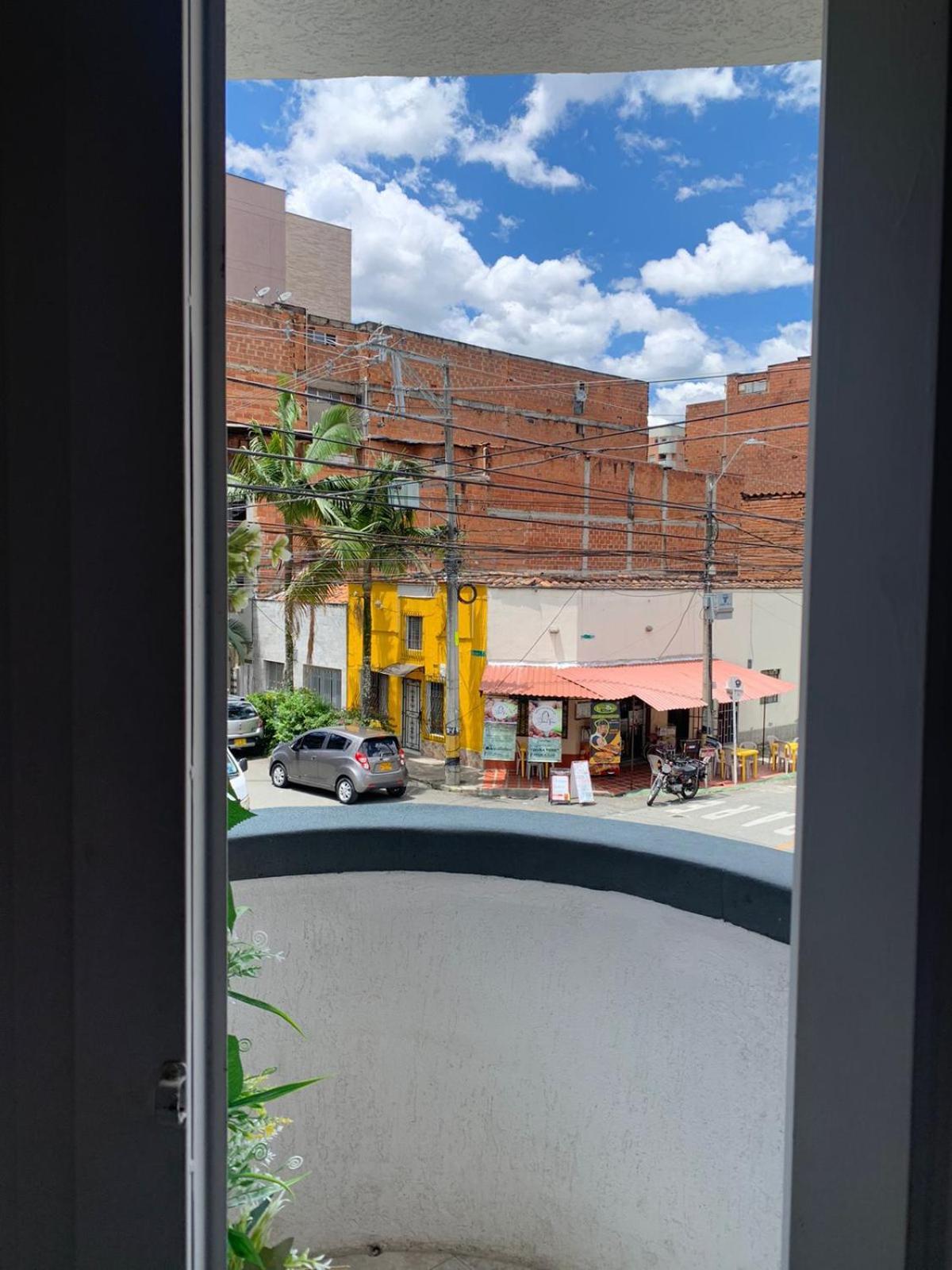 Casablanca, Laureles Estadio Hostal *