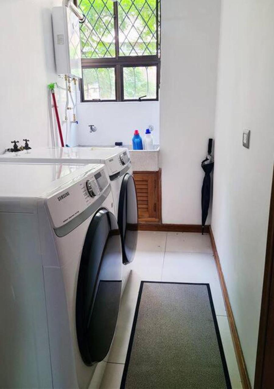 Amazing 3 Bedroom In El Poblado Apartamento
