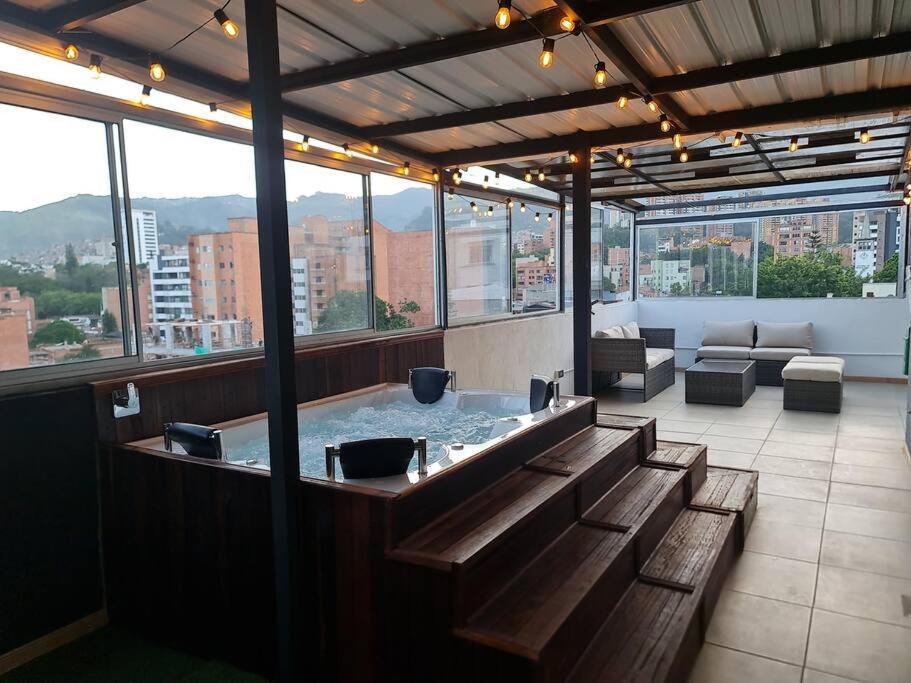 Rg33 Apartasuites 3 Hab 4b Apartamento Medellín
