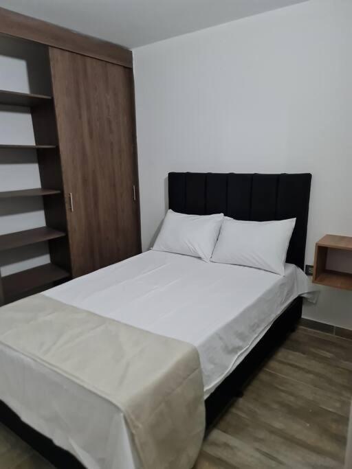 Rg33 Apartasuites 3 Hab 4b