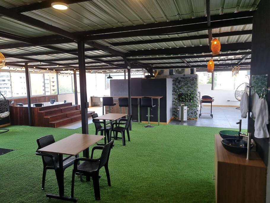 Rg33 Apartasuites 3 Hab 4b Medellín