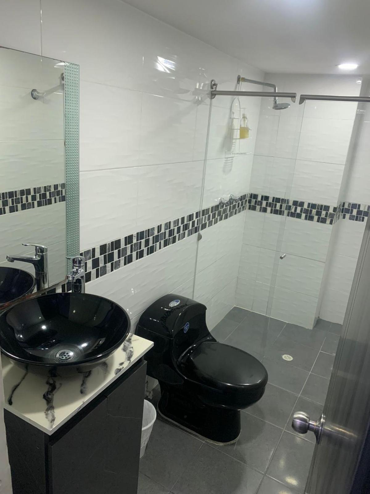 Apartamento Hermoso Y Nuevo En Laureles Medellín