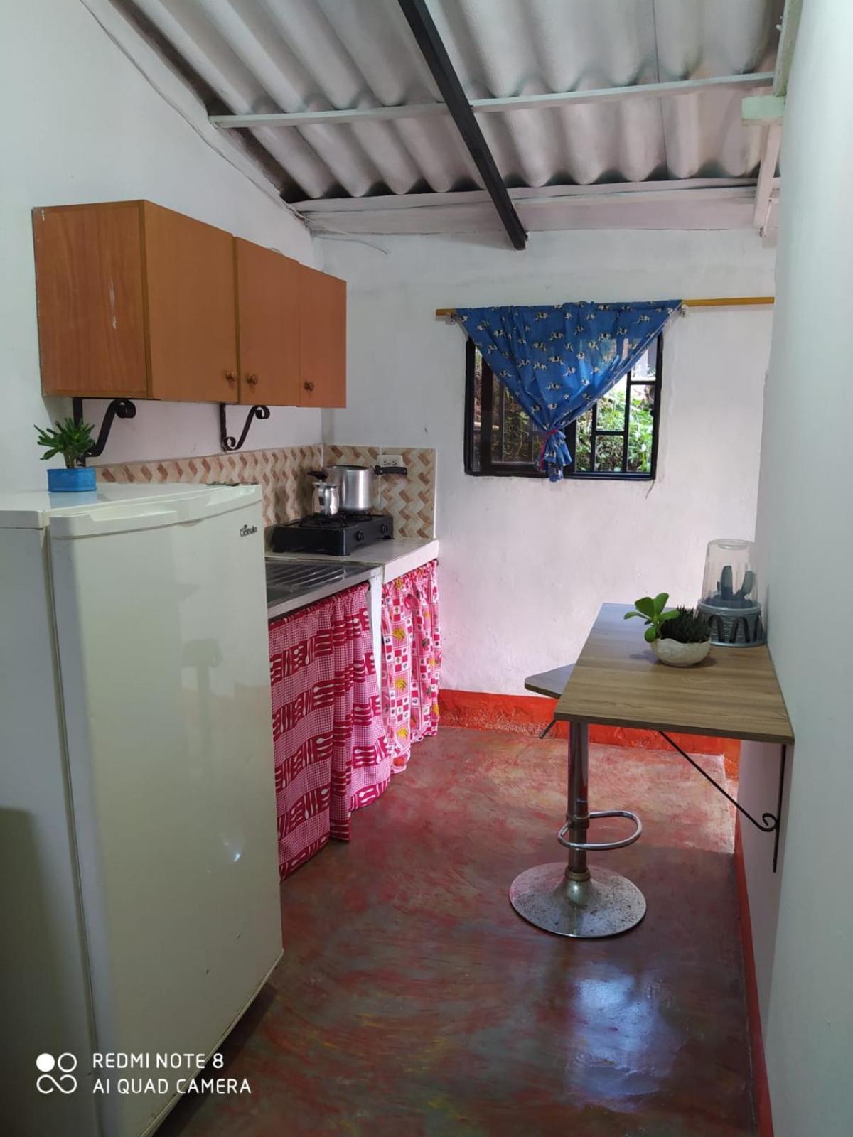 Pequena Casa En Cafetera * Medellín