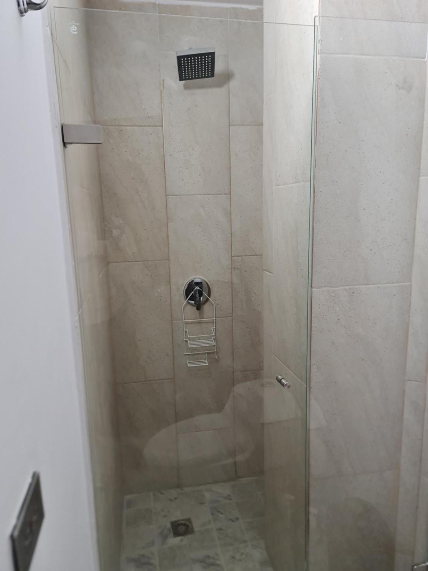 Rg33 Apartasuites Medellín