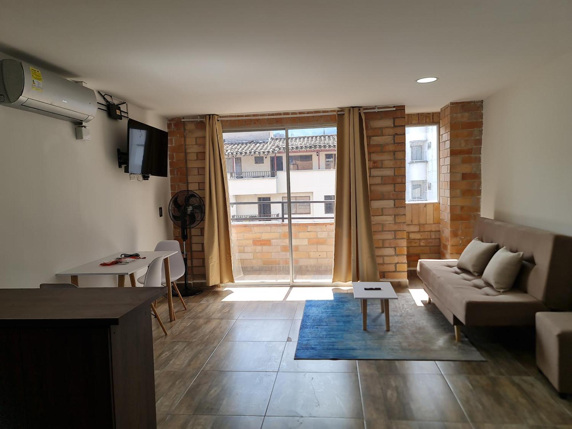 Rg33 Apartasuites *