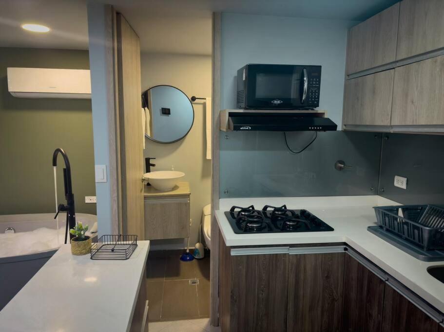 Loft Moderno Con Banera 1-03 Apartamento Medellín