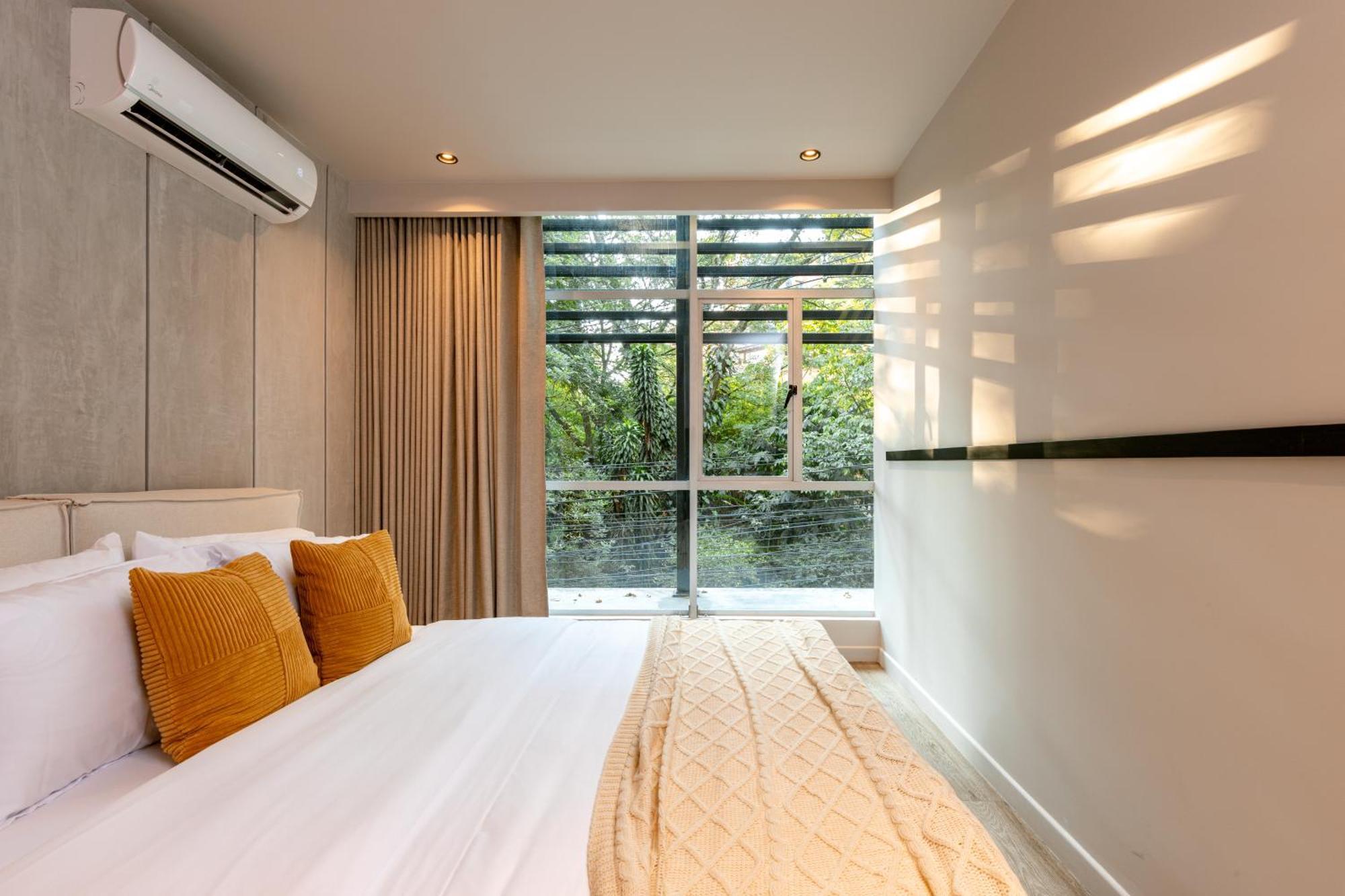 Spot Building Aparthotel