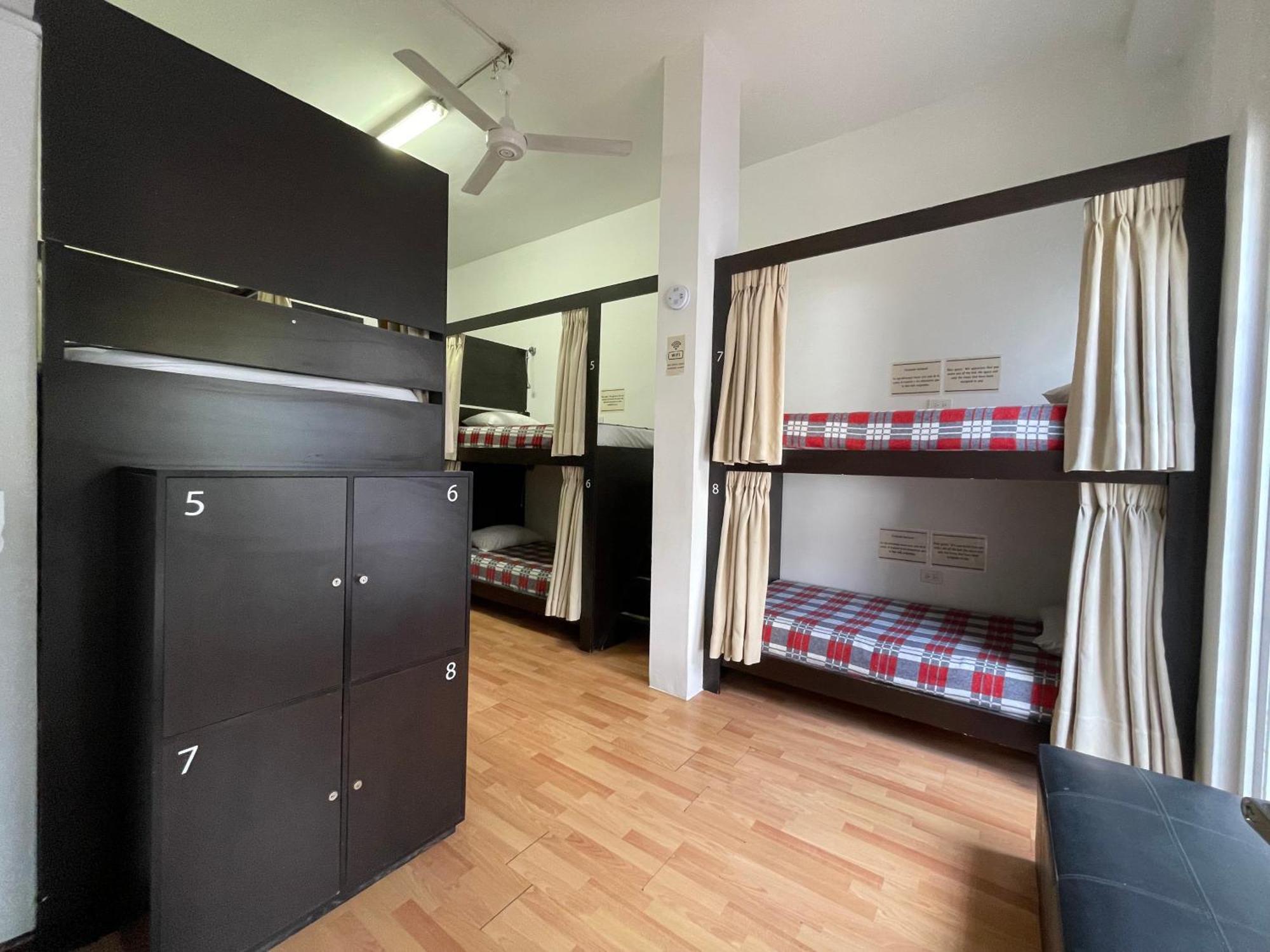 Lleras Calle 8 Hostal
